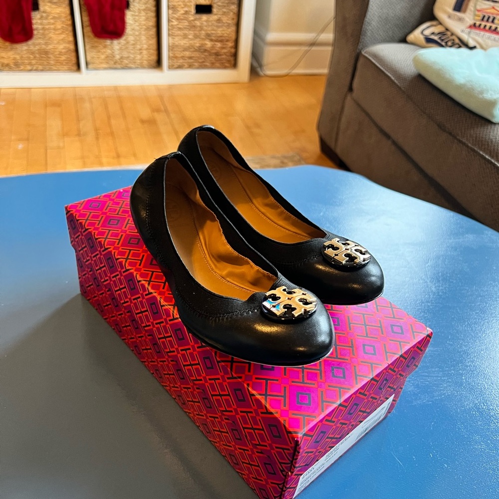 Tory Burch Claire Elastic Ballet Flats
